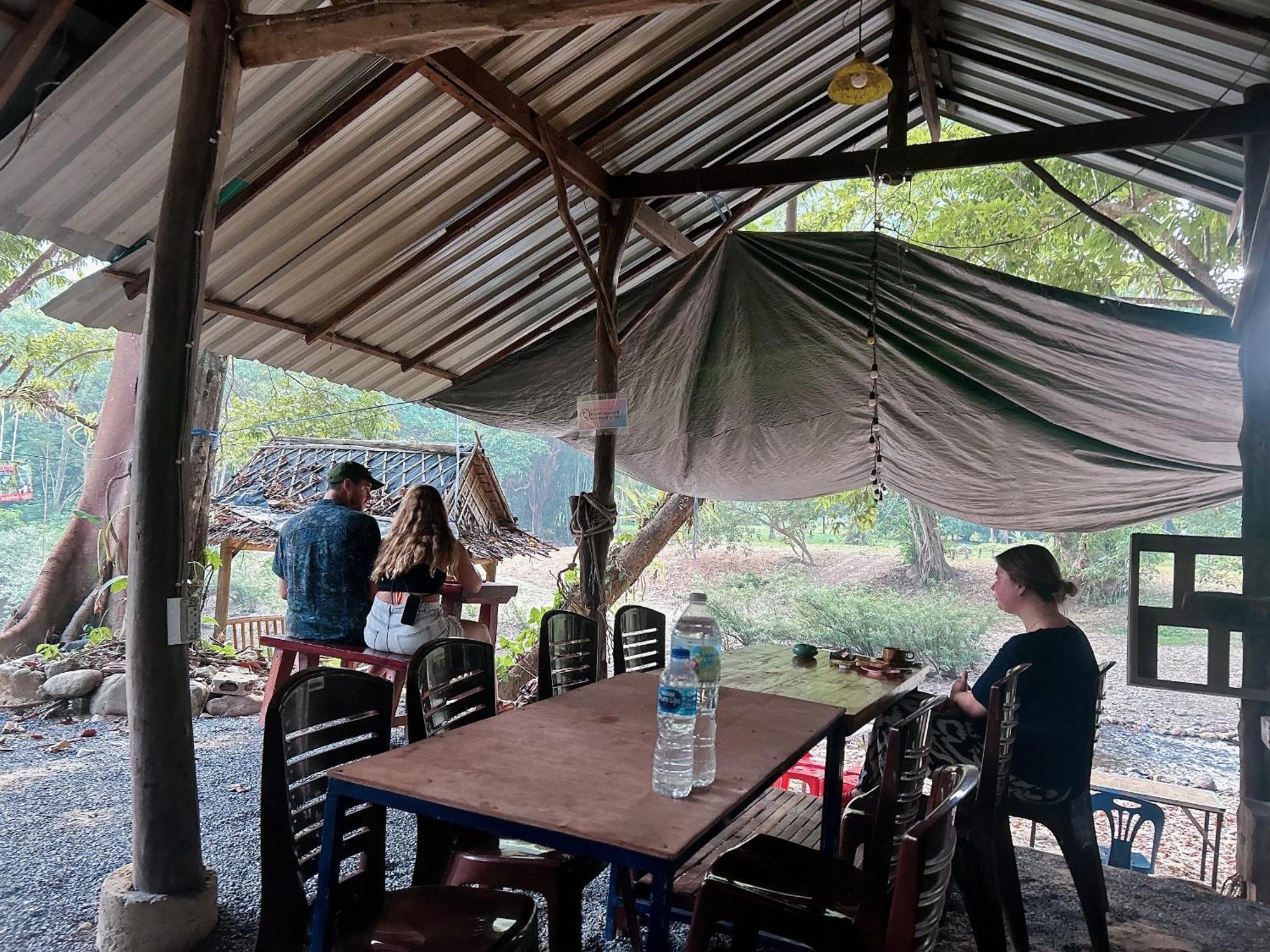מלון Khao Sok National Park Khaosok August Freedom Camp מראה חיצוני תמונה