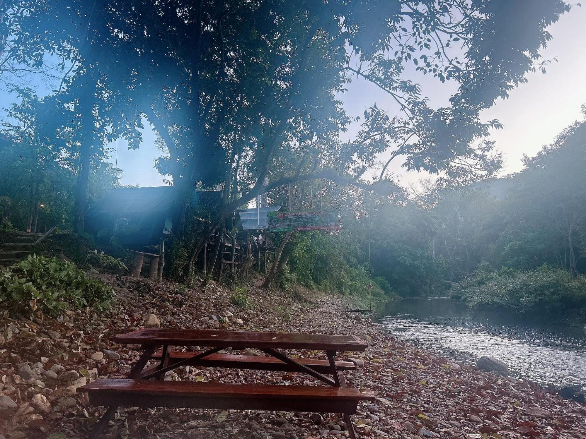 מלון Khao Sok National Park Khaosok August Freedom Camp מראה חיצוני תמונה