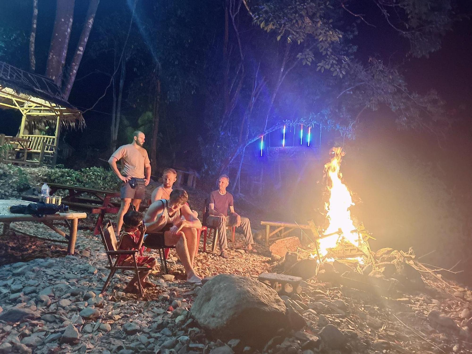 מלון Khao Sok National Park Khaosok August Freedom Camp מראה חיצוני תמונה